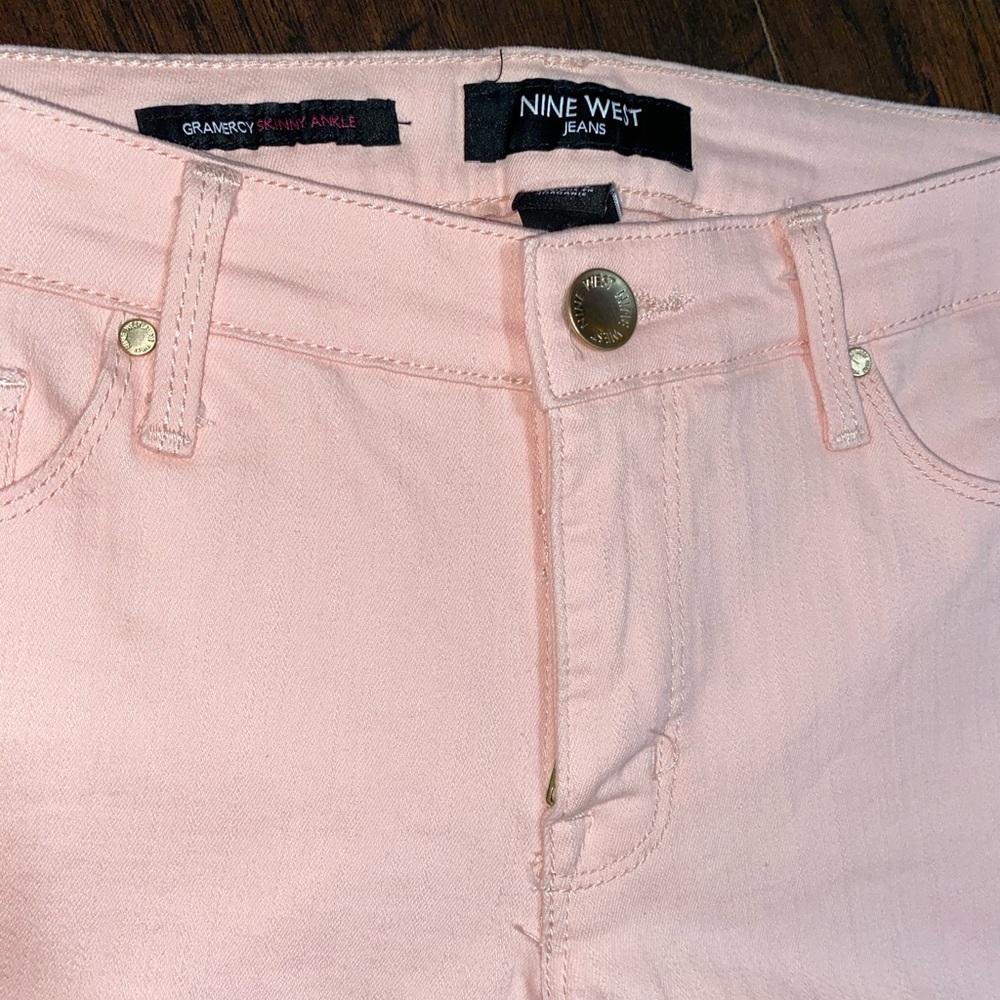 Ankle pants